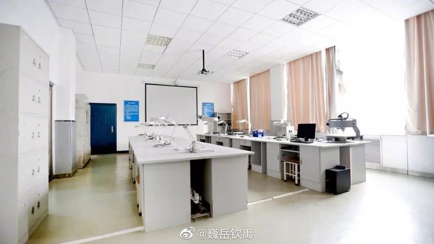 以互联网,大数据,人工智能为代表的新一代信息技术日新月异,网络化